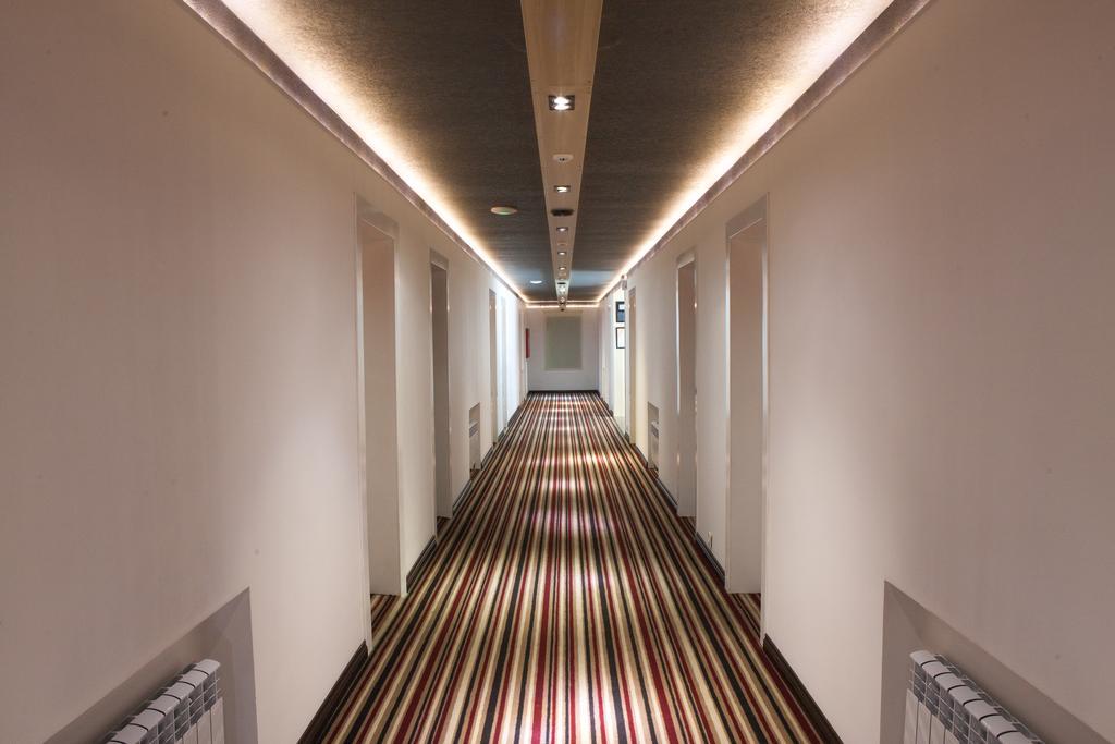Futuro Hotel בישקק מראה חיצוני תמונה