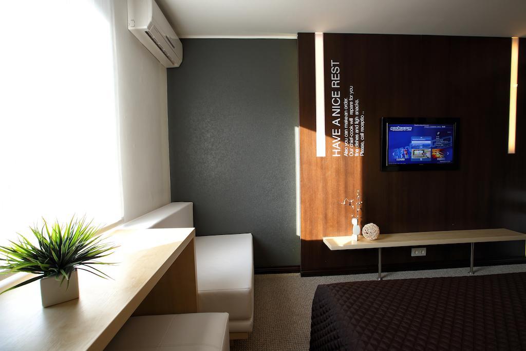 Futuro Hotel בישקק חדר תמונה