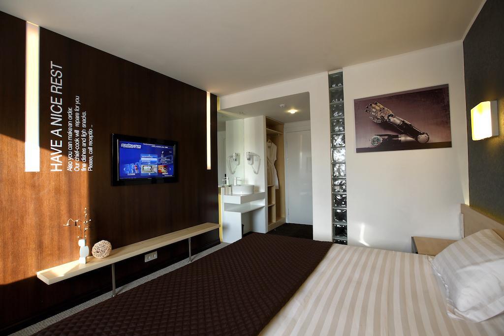 Futuro Hotel בישקק חדר תמונה